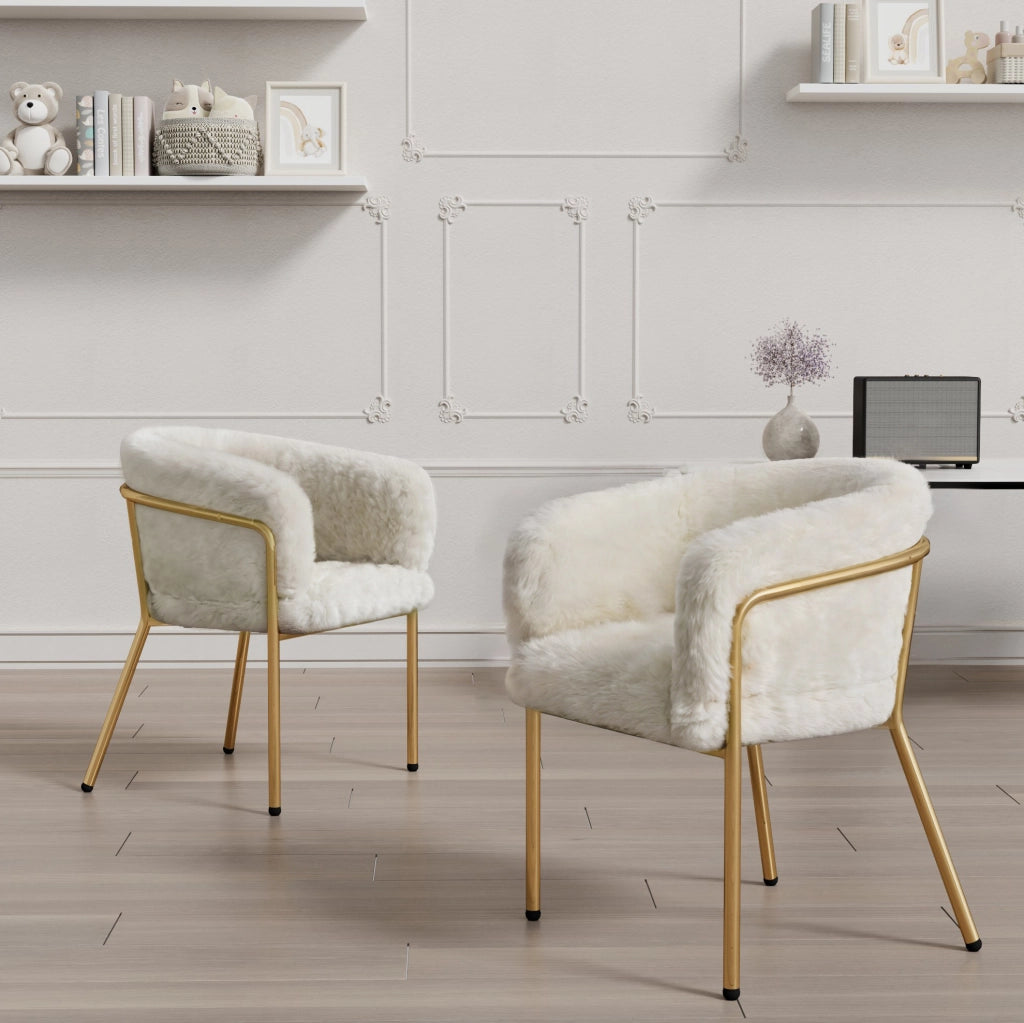 Sedia relax con design leggero di lusso in pelliccia sintetica bianca