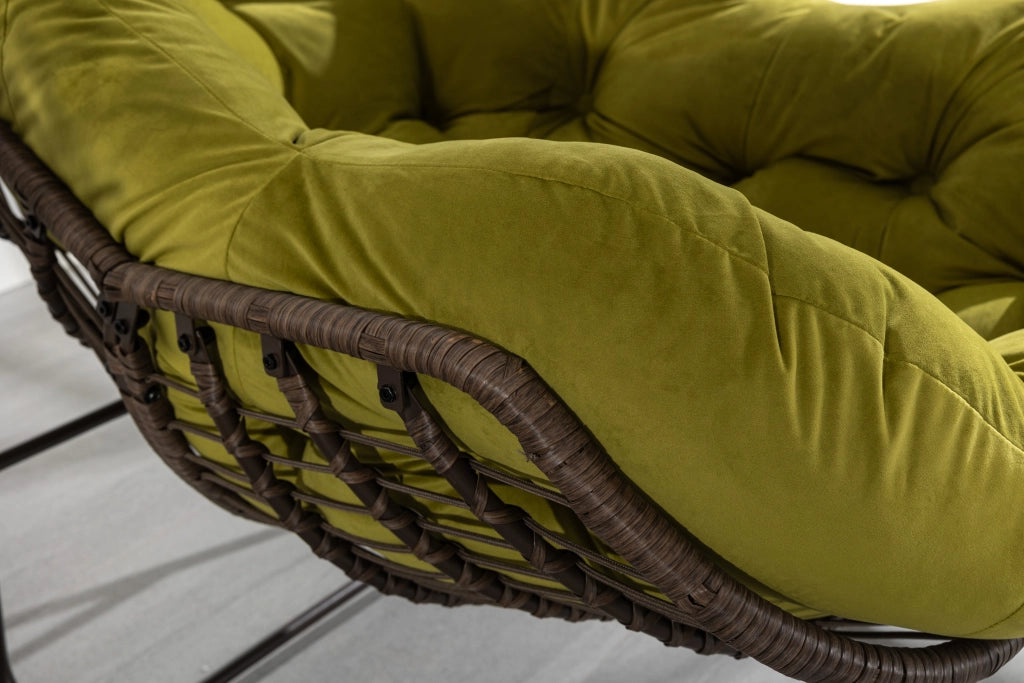 Rocking-chair in rattan sintetico con struttura in acciaio e design ergonomico, verde oliva 78 × 106 × 90 cm