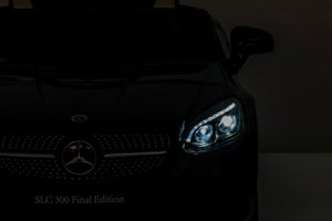 Macchina Elettrica per Bambini Licenza Ufficiale Mercedes SLC 300 "Final Edition" 10,8V 3,1Ah Nero