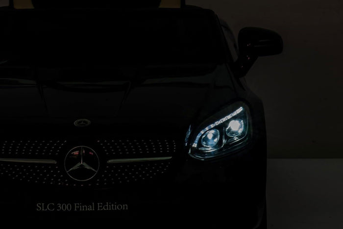 Macchina Elettrica per Bambini Licenza Ufficiale Mercedes SLC 300 "Final Edition" 10,8V 3,1Ah Nero
