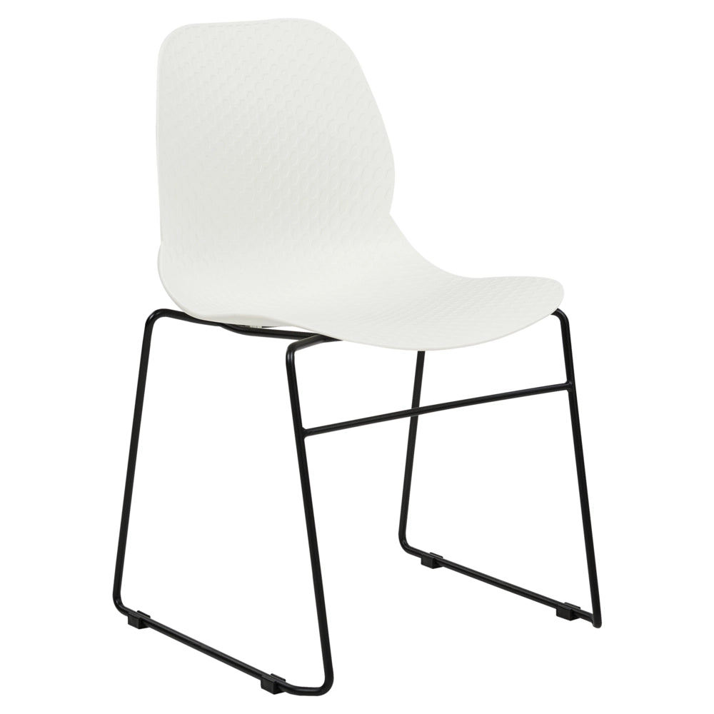 Set di 4 sedie da pranzo Bianco Impilabili in plastica Gambe in acciaio nero Sedia da conferenza Design scandinavo moderno contemporaneo Sedute per la sala da pranzo