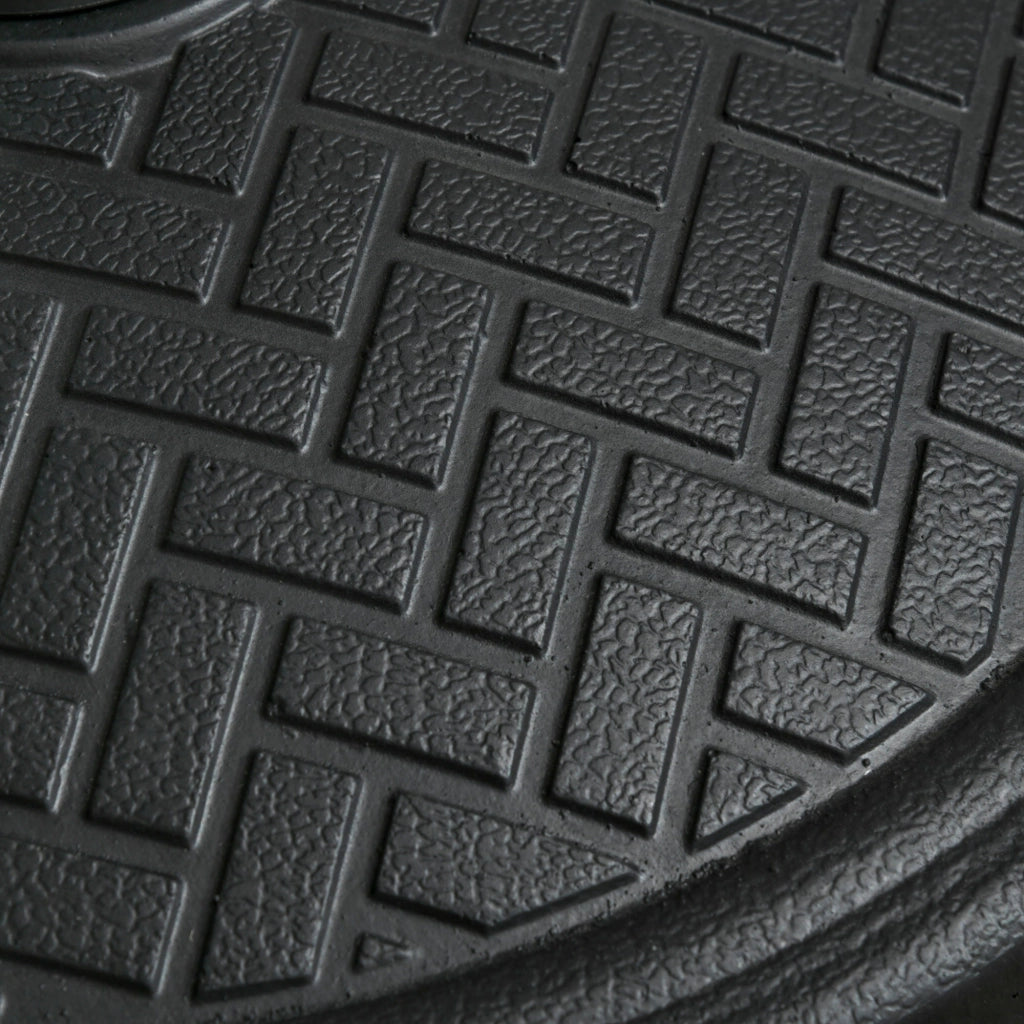 Base per Ombrellone Ø46 cm da 14kg per Pali da Ø3,8 e Ø4,8 cm in Metallo e Cemento Nero