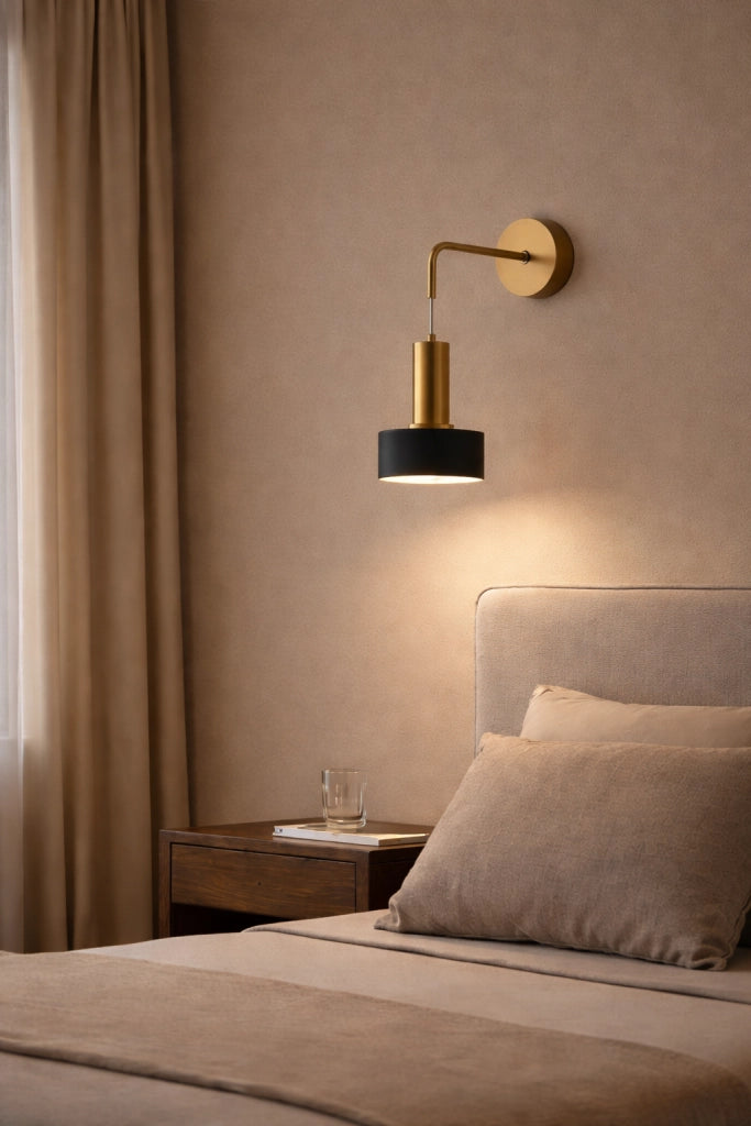 Applique da Parete Interno Oro Satinato con Cavo | Attacco E27 | Design Moderno Minimal | IP20 | AC 110–240V