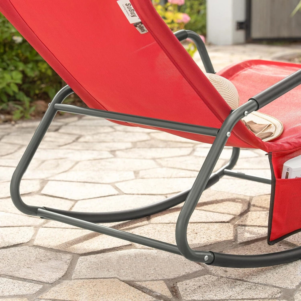 Dondolo da Giardino Sedia a Dondolo da Esterno Lettino Prendisole con Tasca Laterale Poltrona da Giardino Sdraio per Patio Balcone Campeggio Spiaggia Rosso 143x57x85 cm OGS47-R