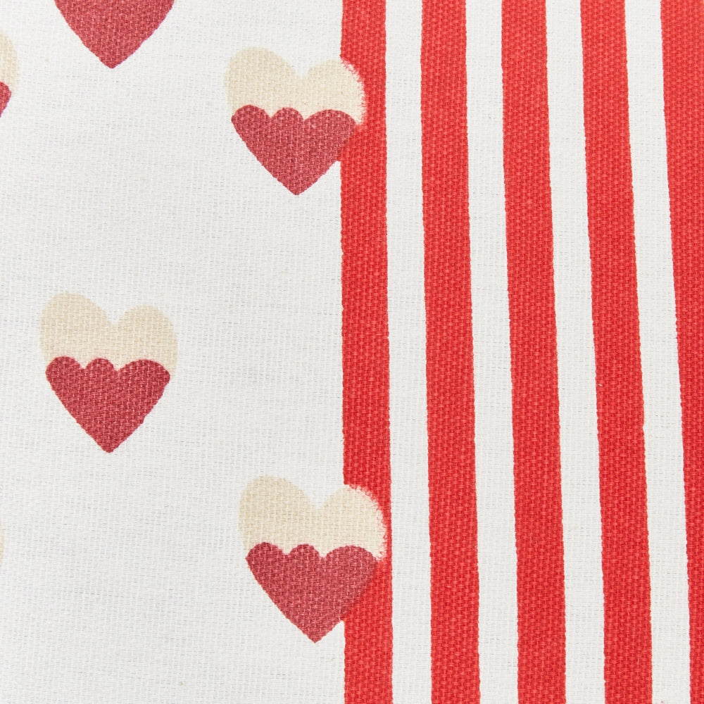 Set di 2 cuscini decorativi in cotone bianco e rosso 45 x 45 cm Motivo cuori sfoderabile Quadrato Accessori decorativi moderni