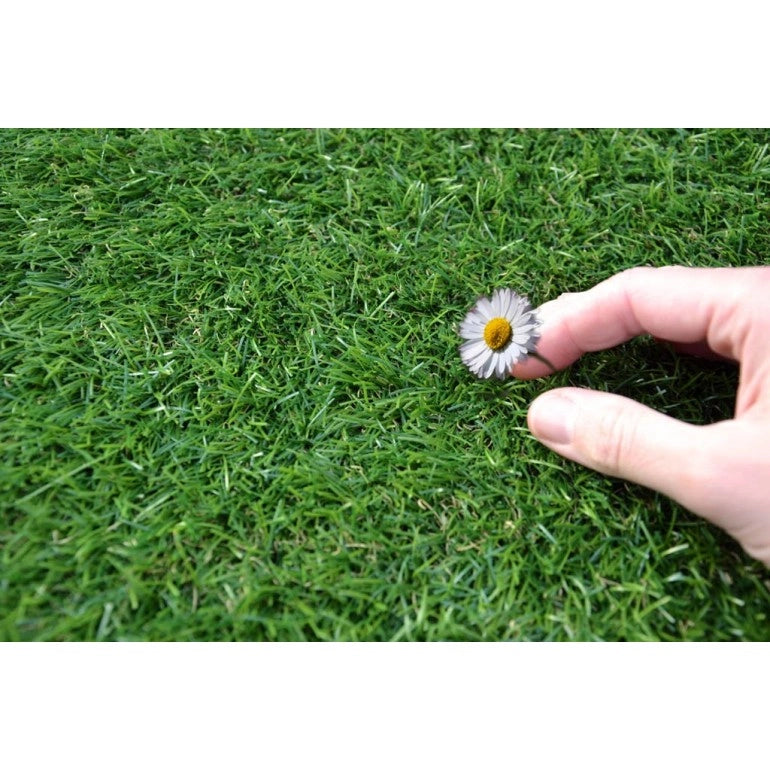 Confezione da 12 pezzi Greenplate piastrella modulare in plastica con erba sintetica 37,7 x 37,7 cm per coprire 1,75 m2