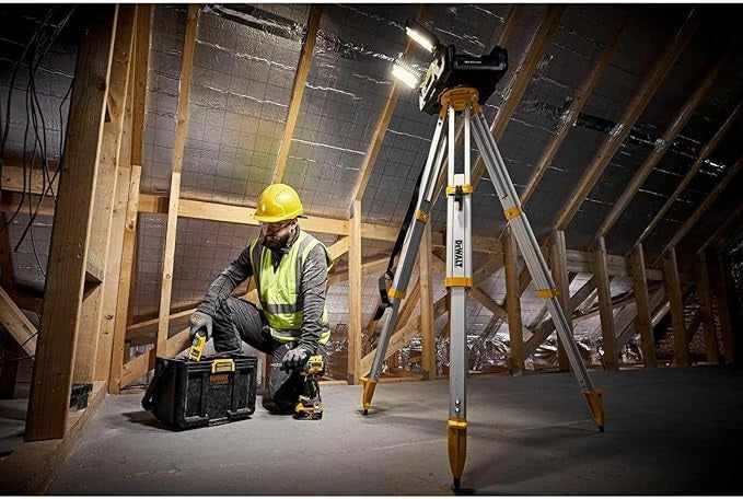 Valigetta DeWalt TOUGHSYSTEM doppia unità torcia led ruotabili 4000 lm DWST08061-1