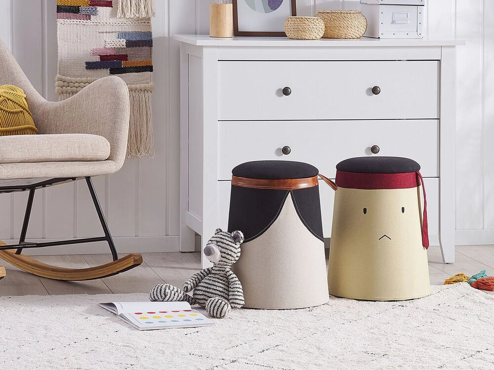 Pouf per Bambini Poggiapiedi Imbottito di colore Beige con Volto di un Guerriero cameretta