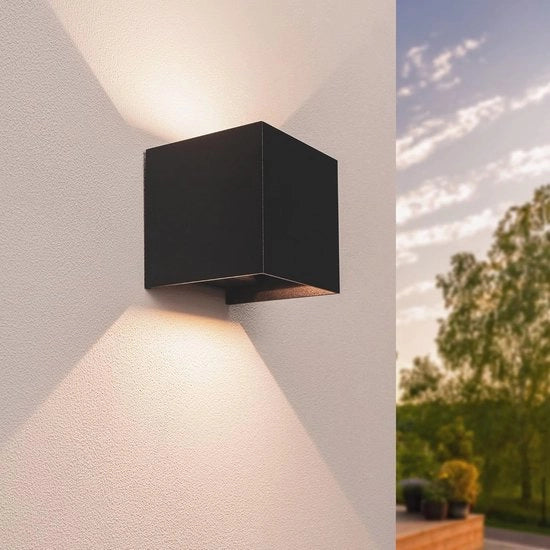 Lampada LED a LED a 6W - IP54 - Luce Bianco Calda - Quadrata - Esterna e Interna