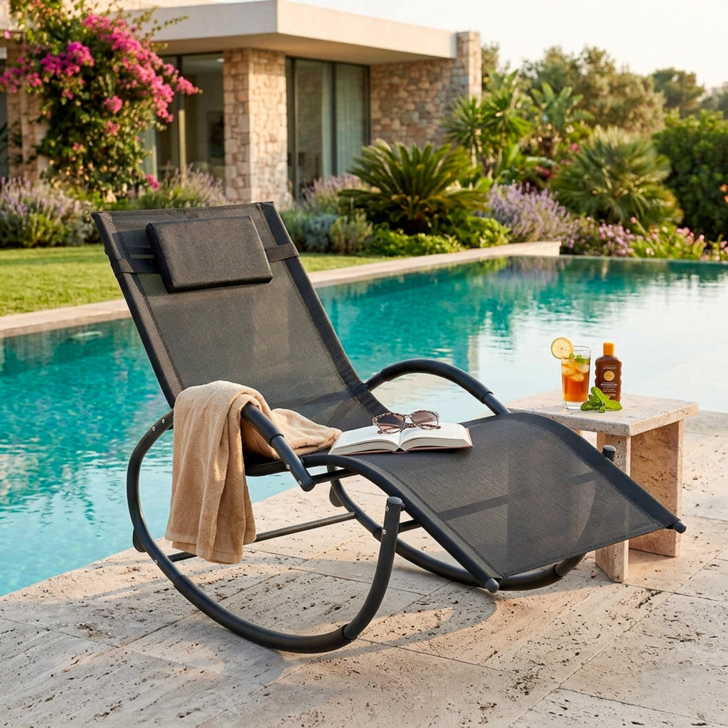 Sedia Basculante Da Giardino Ergonomica Con Poggiatesta Removibile Lettino Comodo Relax A Dondolo Per Patio Piscina Terrazza Balcone Outdoor 155x61x88 Cm Nero