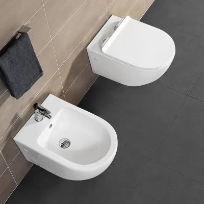 Coppia sanitari sospesi Rimless serie Tokyo con copriwc rallentato