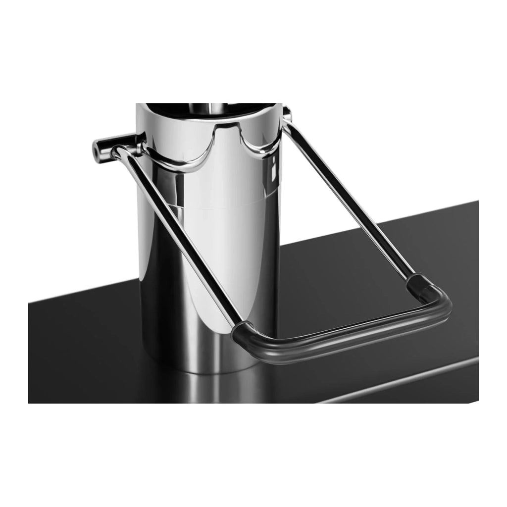 Poltrona estetica struttura: ferro e acciaio inox rivestimento sintetico in PVC nero 14_0001660