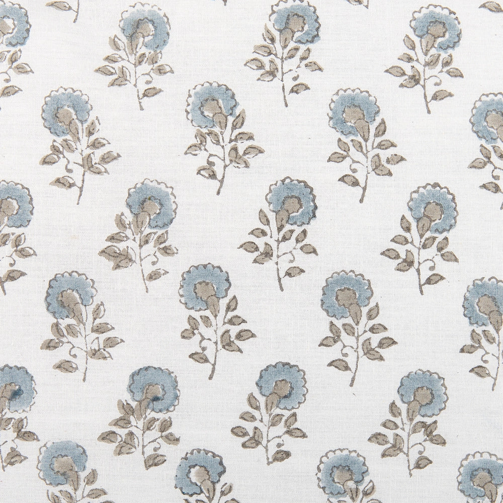 Set di 2 cuscini decorativi bianchi e blu cotone 45 x 45 cm motivo floreale con frange fatti a mano fodera rimovibile con imbottitura stile boho