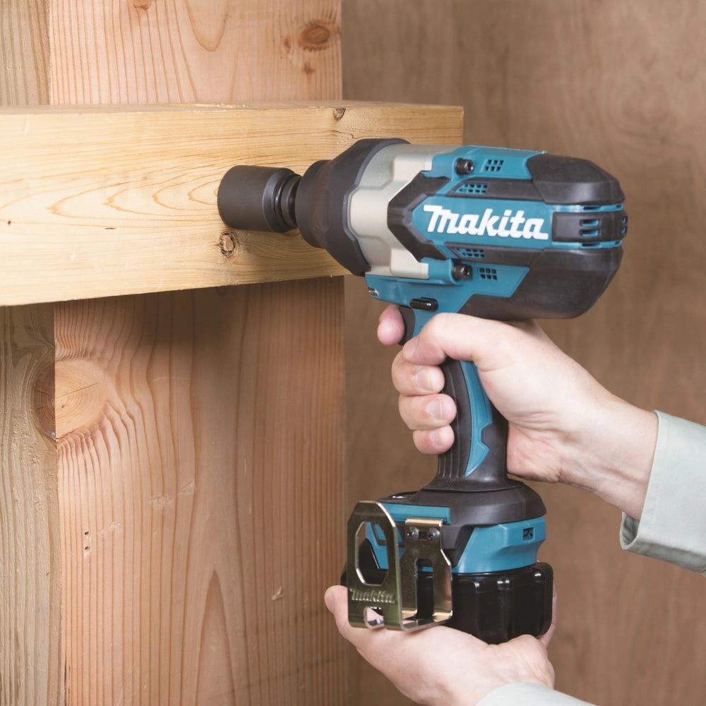 AVVITATORE A MASSA BATTENTE ATTACCO 1/2" 1200 nm MAKITA - DTW1002ZJ