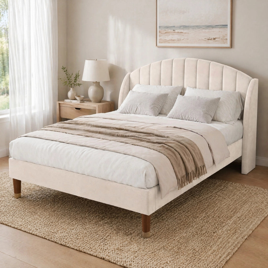 Letto imbottito 140x200 cm in velluto beige con rete a doghe e testiera alta