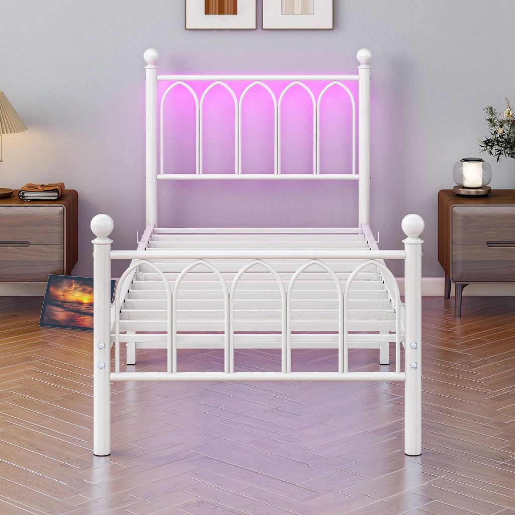 LETTO Struttura 90x200 cm in Ferro Bianco con LED, USB e presa