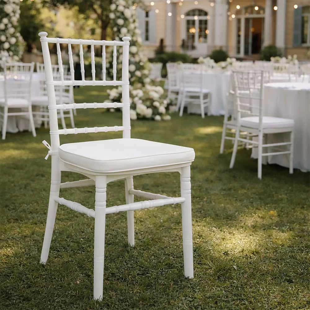 Sedia chiavarina bianca modello rinforzato con innovativo cuscino antiscivolo