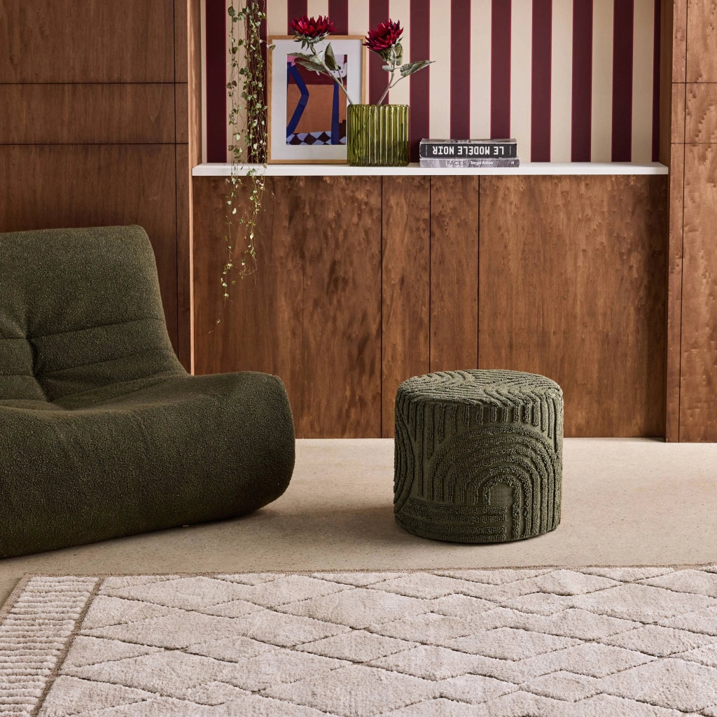 Pouf rotondo in bouclé testurizzato, verde kaki