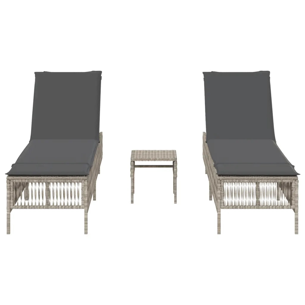 Lettini Prendisole 2pz con Tavolino Grigio Chiaro in Polyrattan 4002751