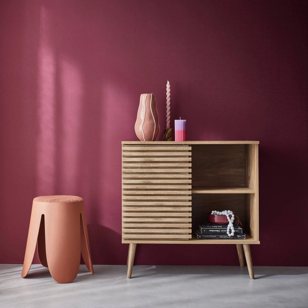 Credenza scandinava effetto legno e anta scorrevole scanalata, 80cm,