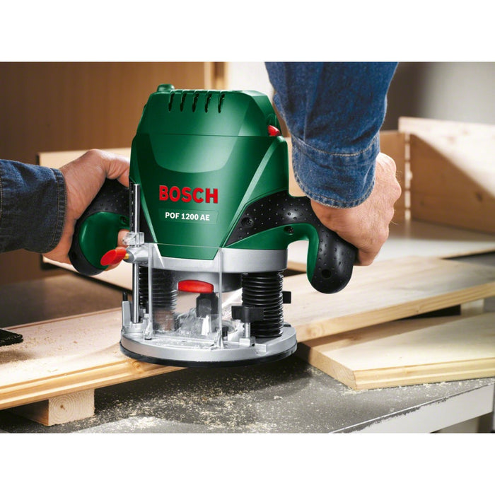 Trade Shop - Fresatrice Verticale Pof 1200ae Pantografo 1200w Bosch Regolazione Elettronica -