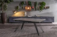 E-STYLO Tavolo allungabile con top marmo grigio in ceramica e gambe in metallo nero opaco, 90cm X 160/240 cmcm H. 76cm.