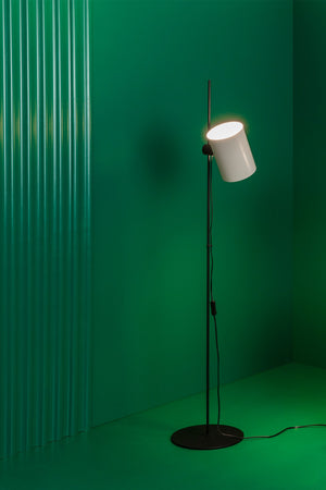 GUADALUPE, Piantana per Interni, Faro Barcelona