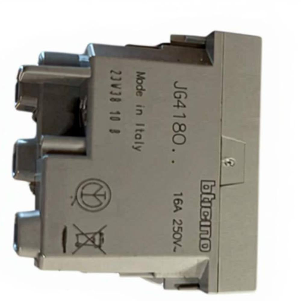 Bticino matixgo presa bipasso 2p+t 16a 250vac con interasse 19 e 26 mm *** colore grigio, confezione 1