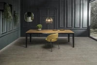 E-STYLO Tavolo allungabile con top rovere in melaminico e base in metallo nero, 90cm X 156/ 316cm H. 76cm.