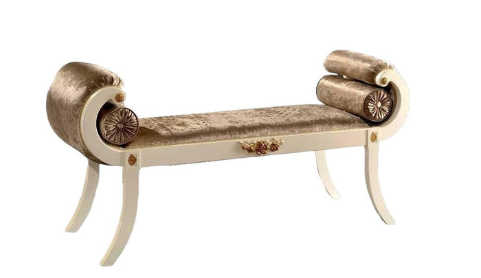 Panca imbottita in legno laccato con fregi oro