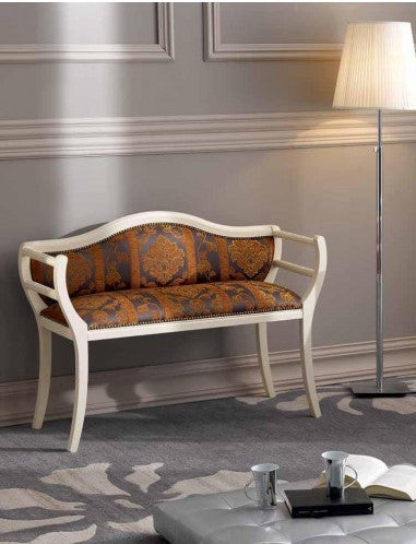 Divanetto imbottito in legno intagliato con fregi - Mobili 2G