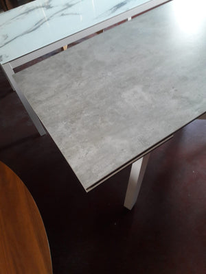 Tavolo big table piano vetro ceramica finitura beton misura l.160 p.90 h.76(aperto 240 cm)