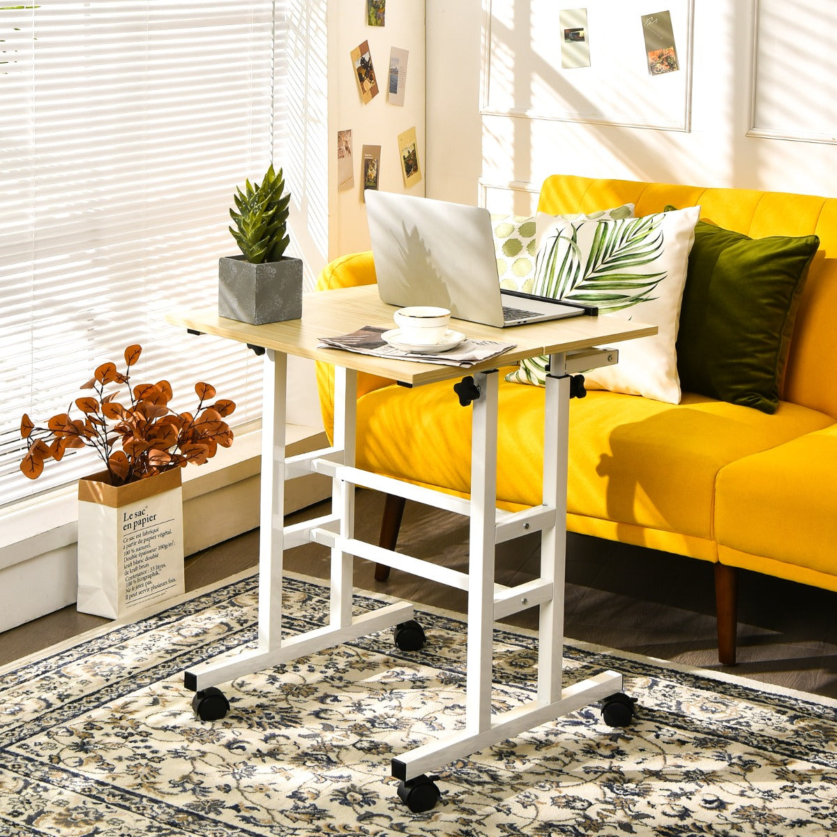 Scrivania regolabile in altezza per stare seduti e in piedi, Postazione di lavoro con ruote per computer Naturale-Tavolini per laptop