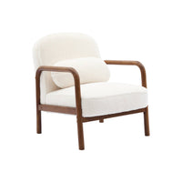 Poltrona scandinava in legno di hevea tinto noce chiaro e pelliccia