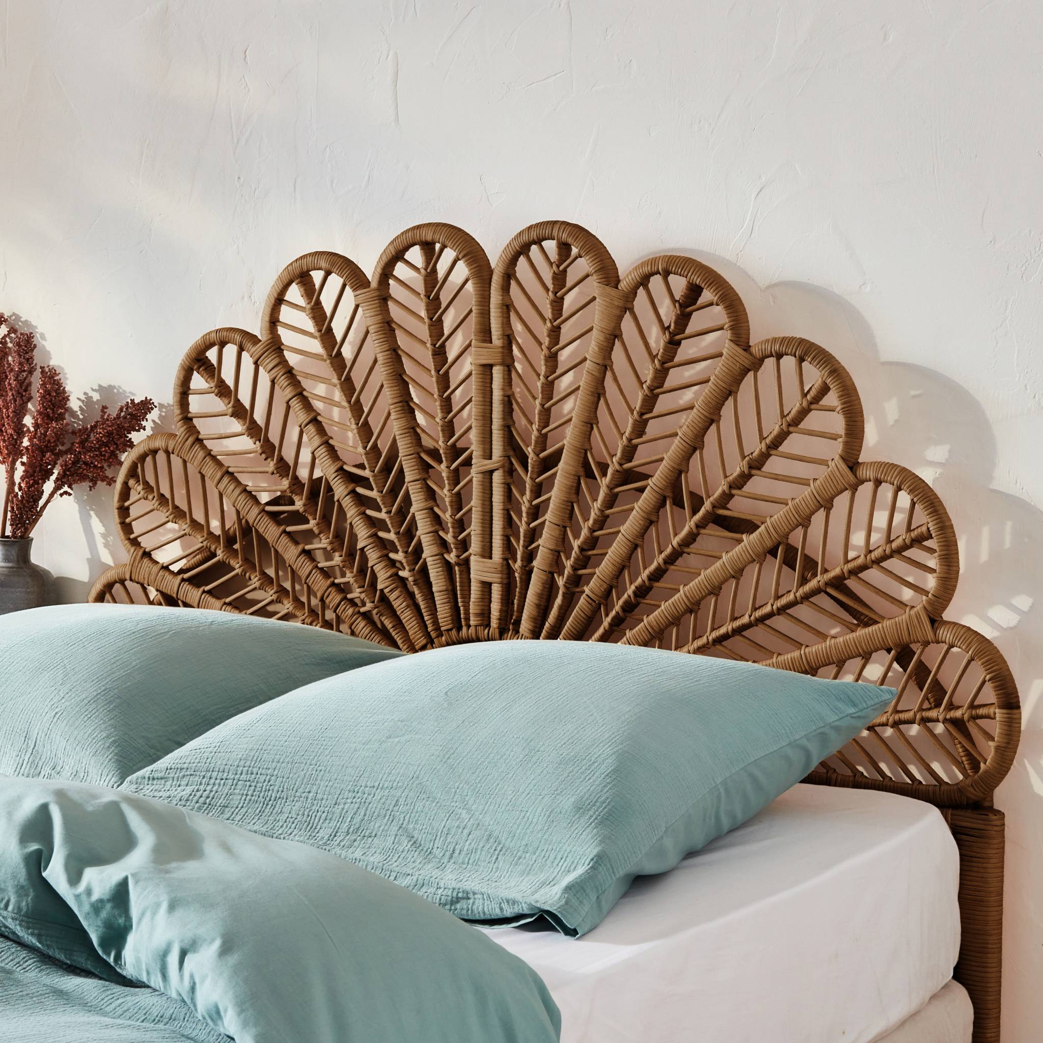 Testata in rattan scuro