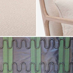 Poltrona scandinava in legno e tessuto bouclé testurizzato, beige