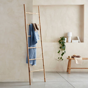 Scala decorativa in bambù con 6 montanti, marrone naturale