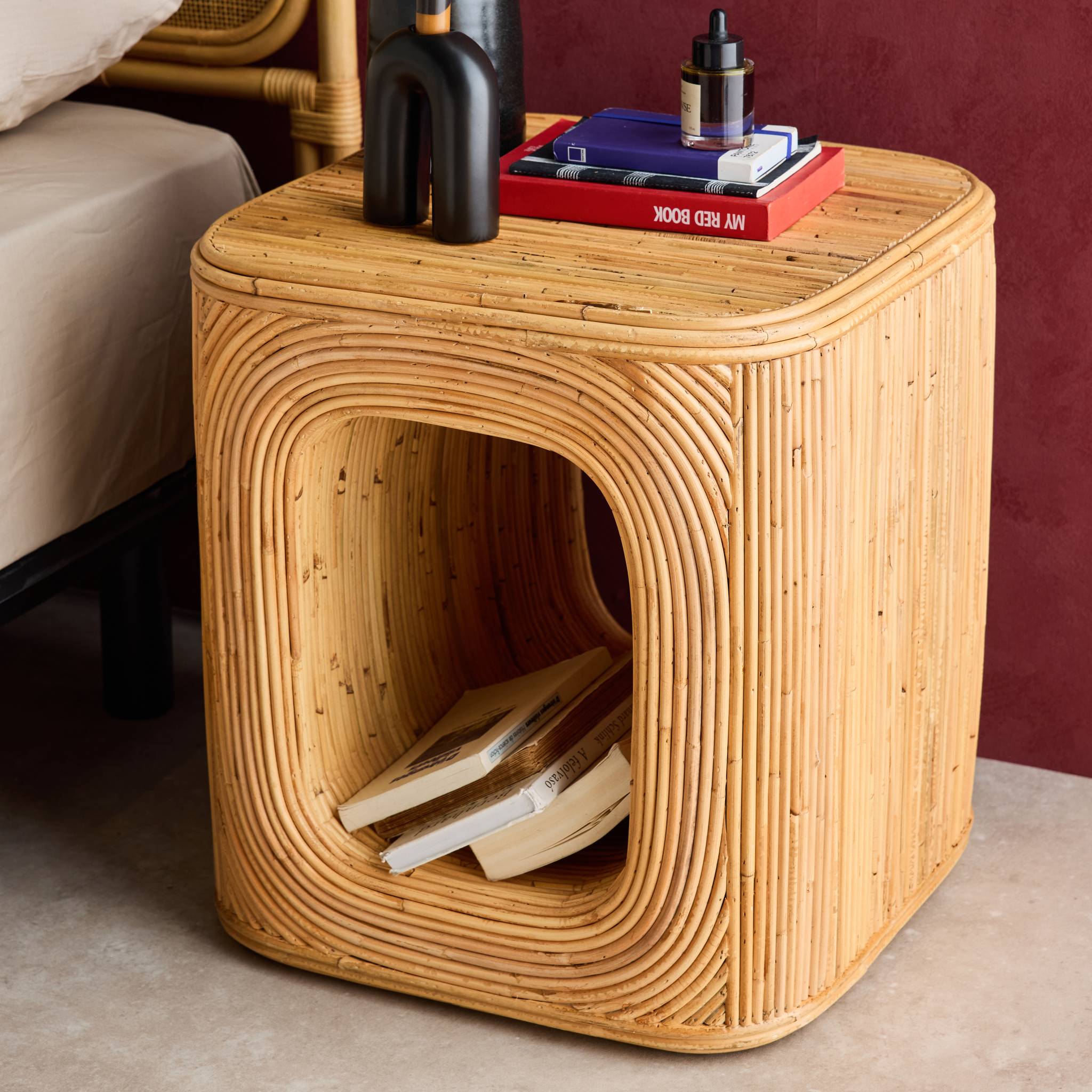 Tavolino con nicchia, in rattan naturale, marrone naturale