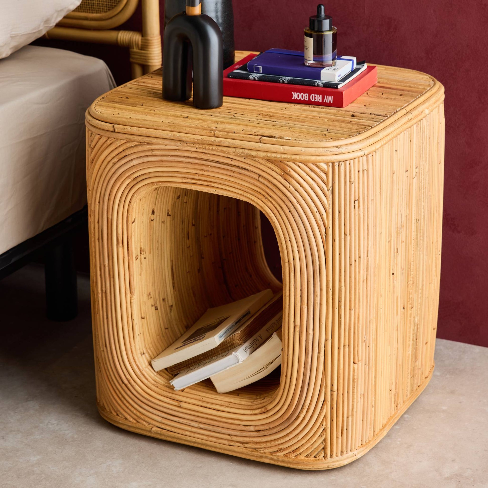 Tavolino da notte in rattan naturale, set di 2, naturale
