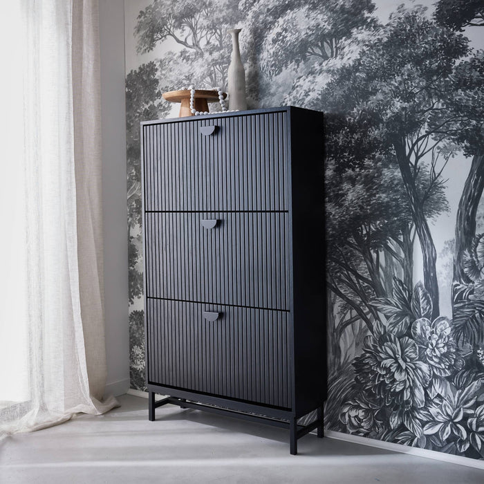 Scarpiera a 3 ante scanalate, nero