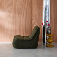 Poltrona senza braccioli bouclé testurizzata, verde kaki