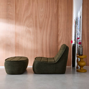 Poltrona con poggiapiedi bouclé testurizzata, verde kaki