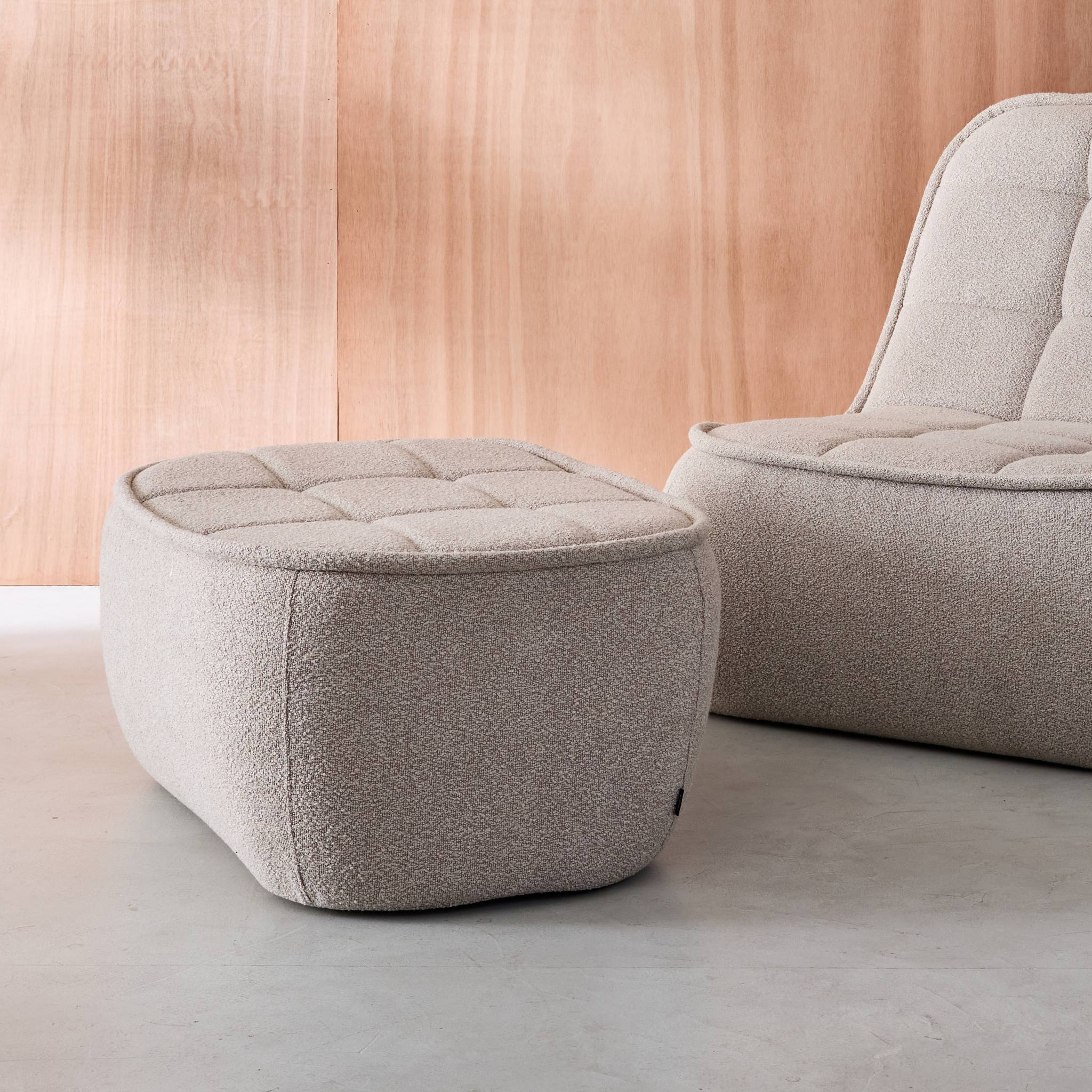Pouf, poggiapiedi per poltrona boni bouclé texturizzata, beige