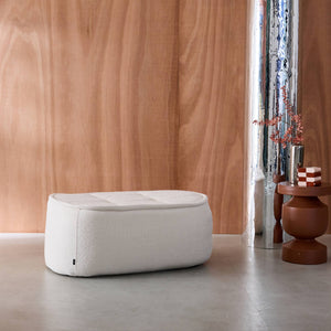 Pouf, poggiapiedi per poltrona boni bouclé texturizzata, bianco sporco