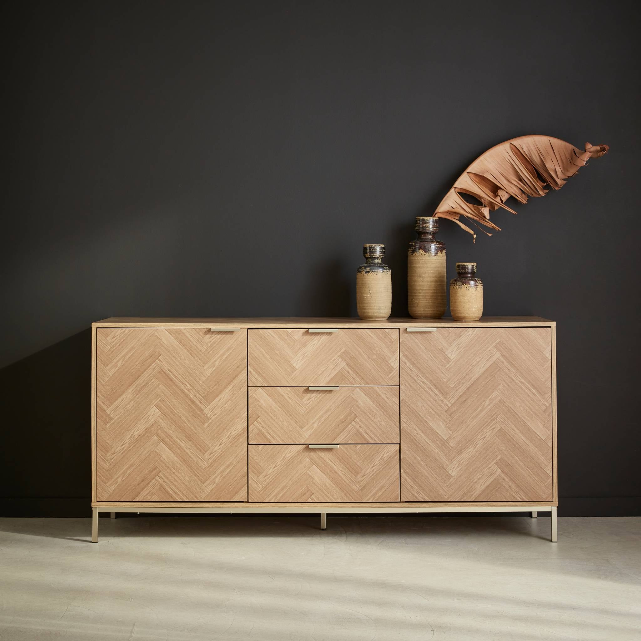 Credenza effetto spina di pesce a 2 ante, 160cm, marrone naturale