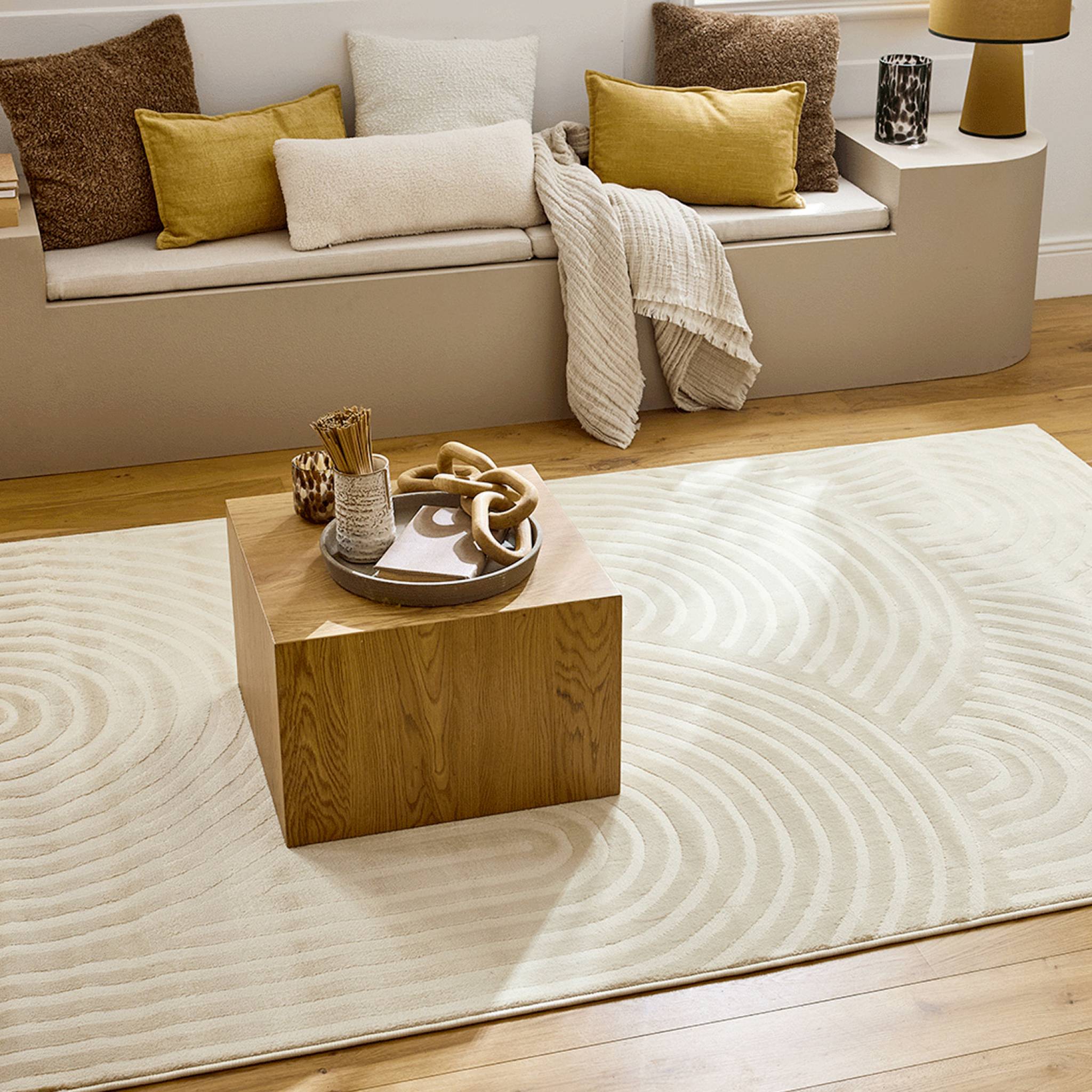 Tappeto interno motivo archi crema