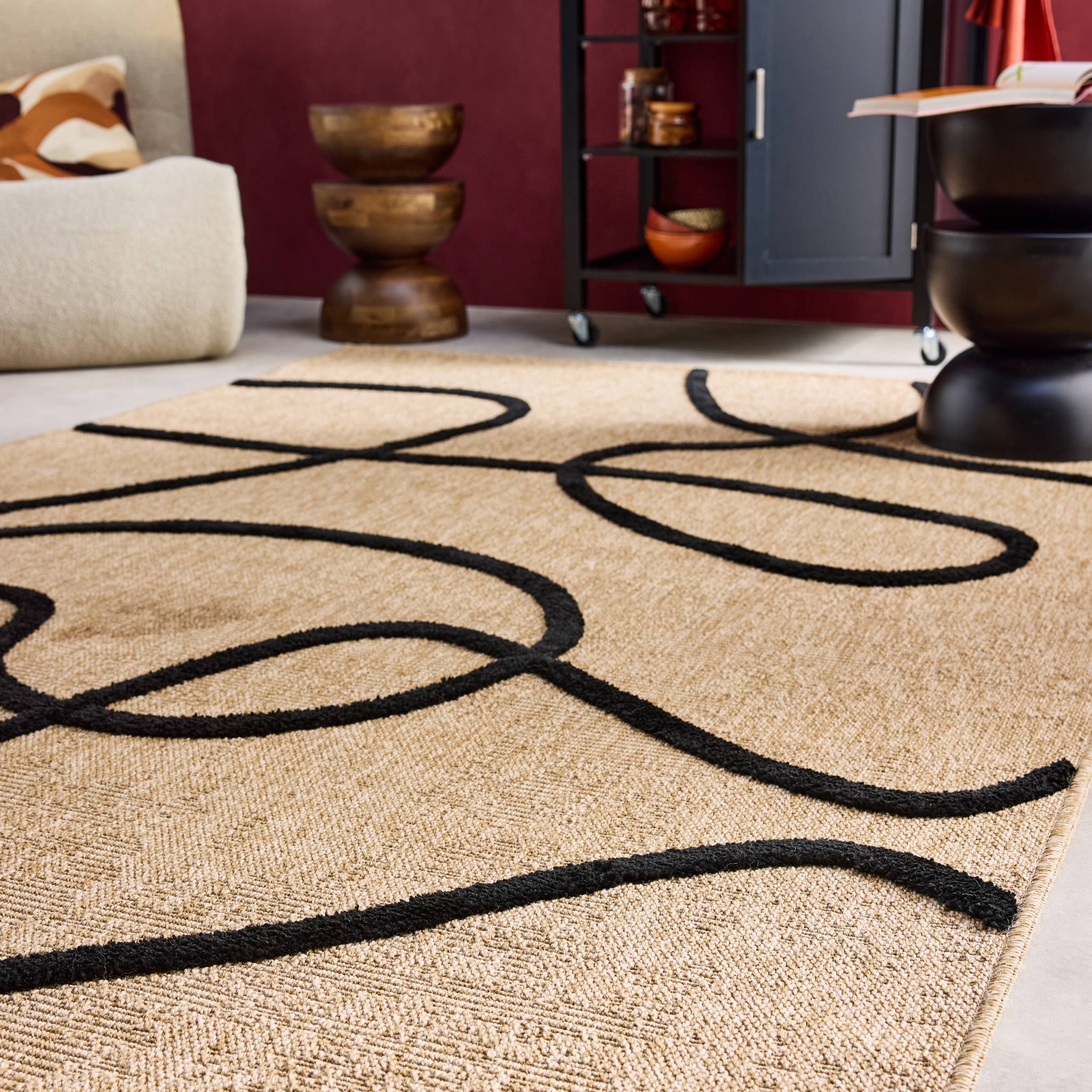 Tappeto interno effetto juta, motivo grafico in rilievo nero, nero