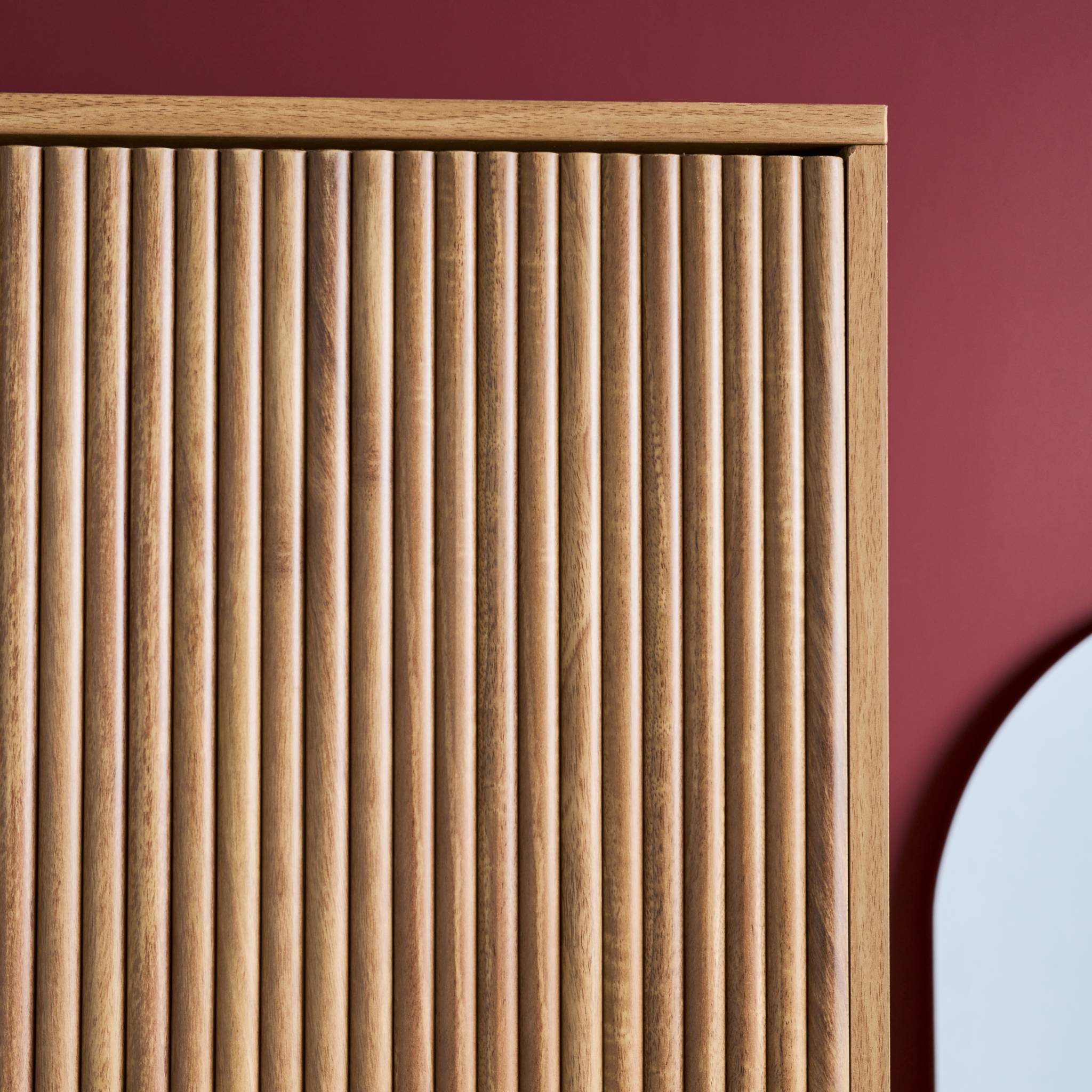 Armadio effetto legno di mango scanalato 2 ante