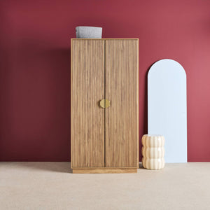 Armadio effetto legno di mango scanalato 2 ante