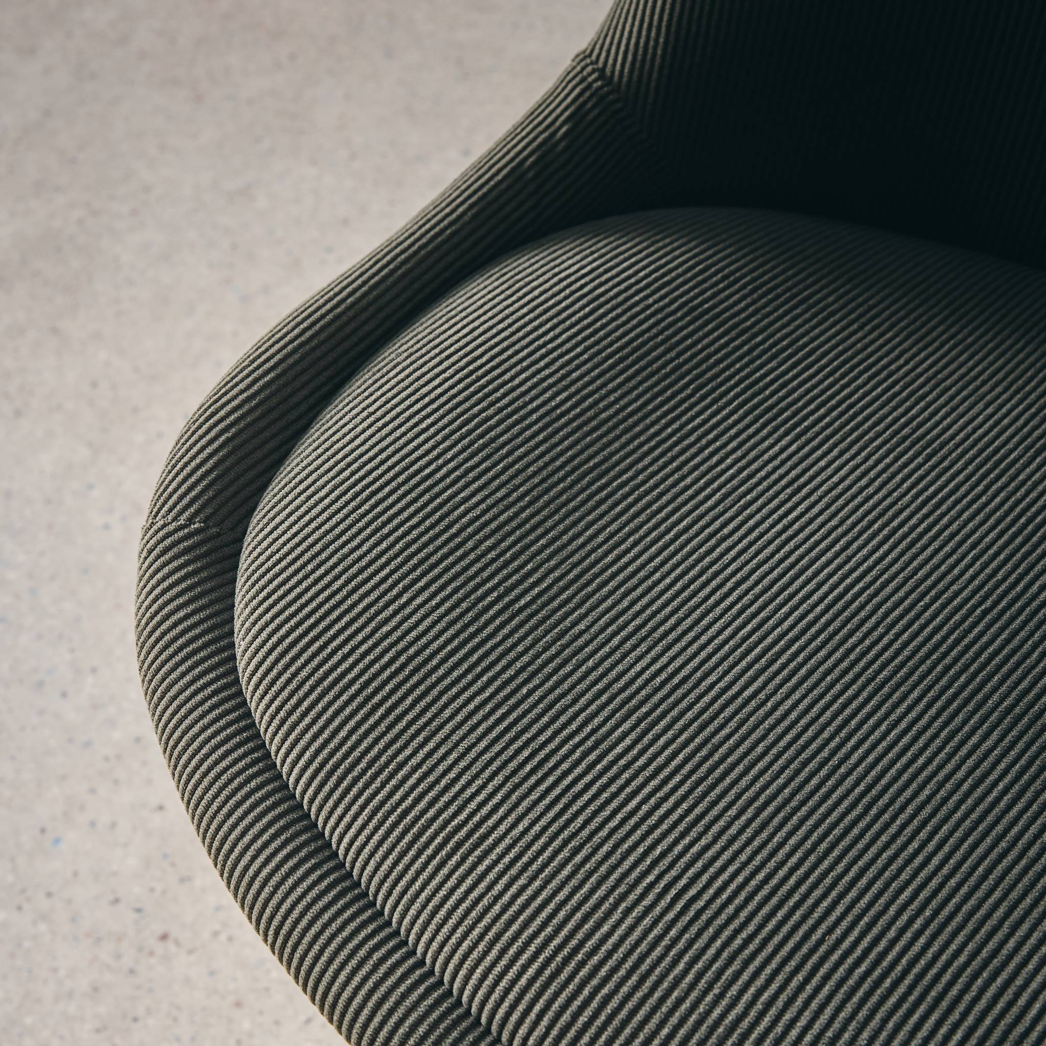 Set di 4 sedie scandinave in legno di faggio e velluto a coste , verde